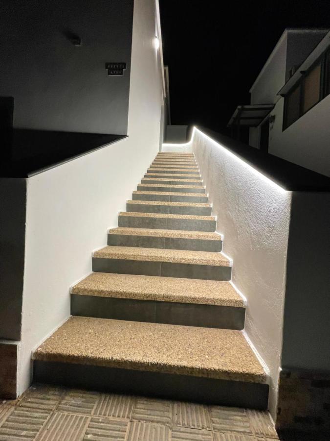 Izaro Apartamento Atico De Lujo Cerca De Playa Dorada Playa Blanca (Lanzarote) Exterior foto